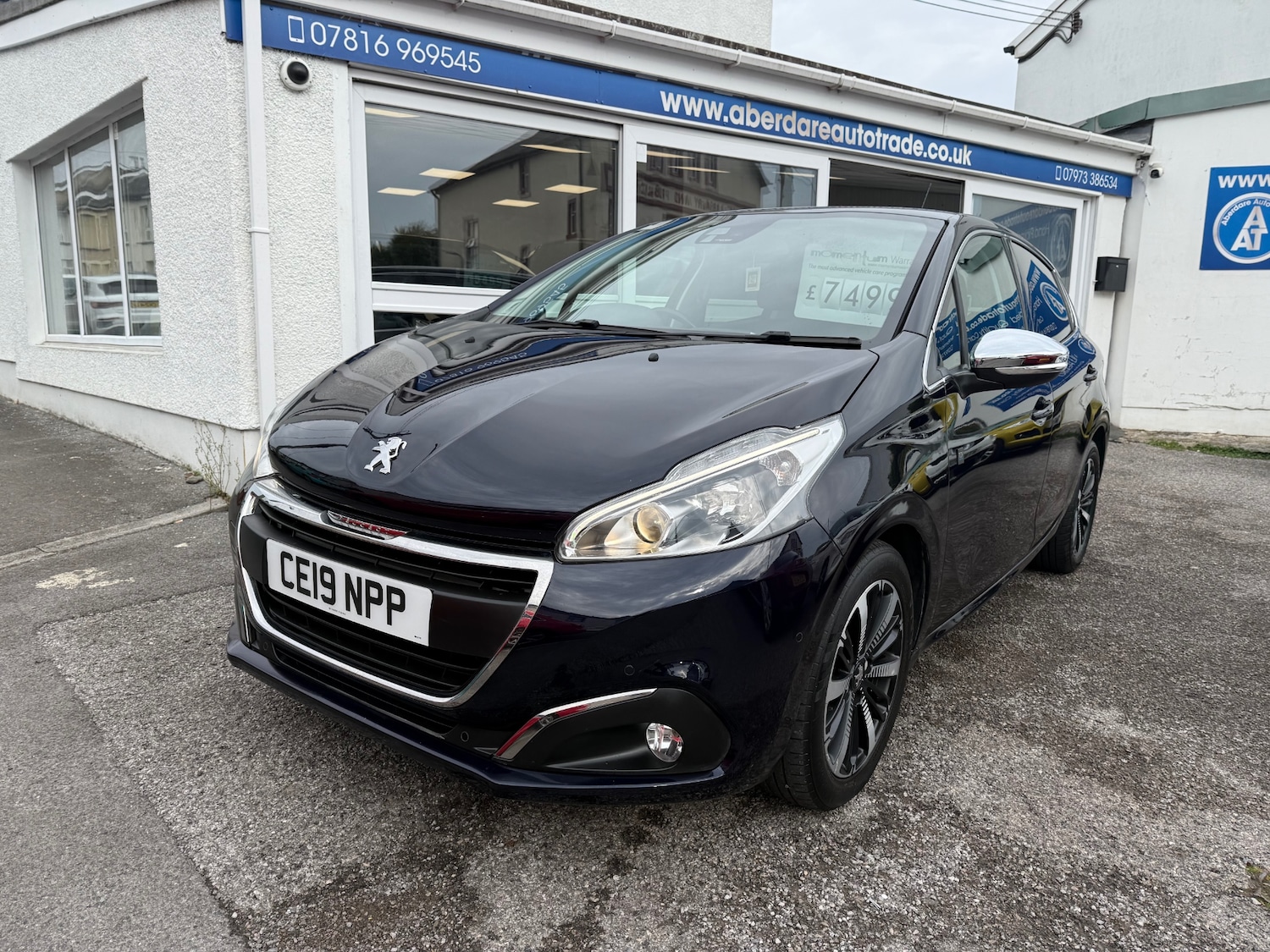 Used Peugeot 208 2019 for sale - 76142707: Photo 2