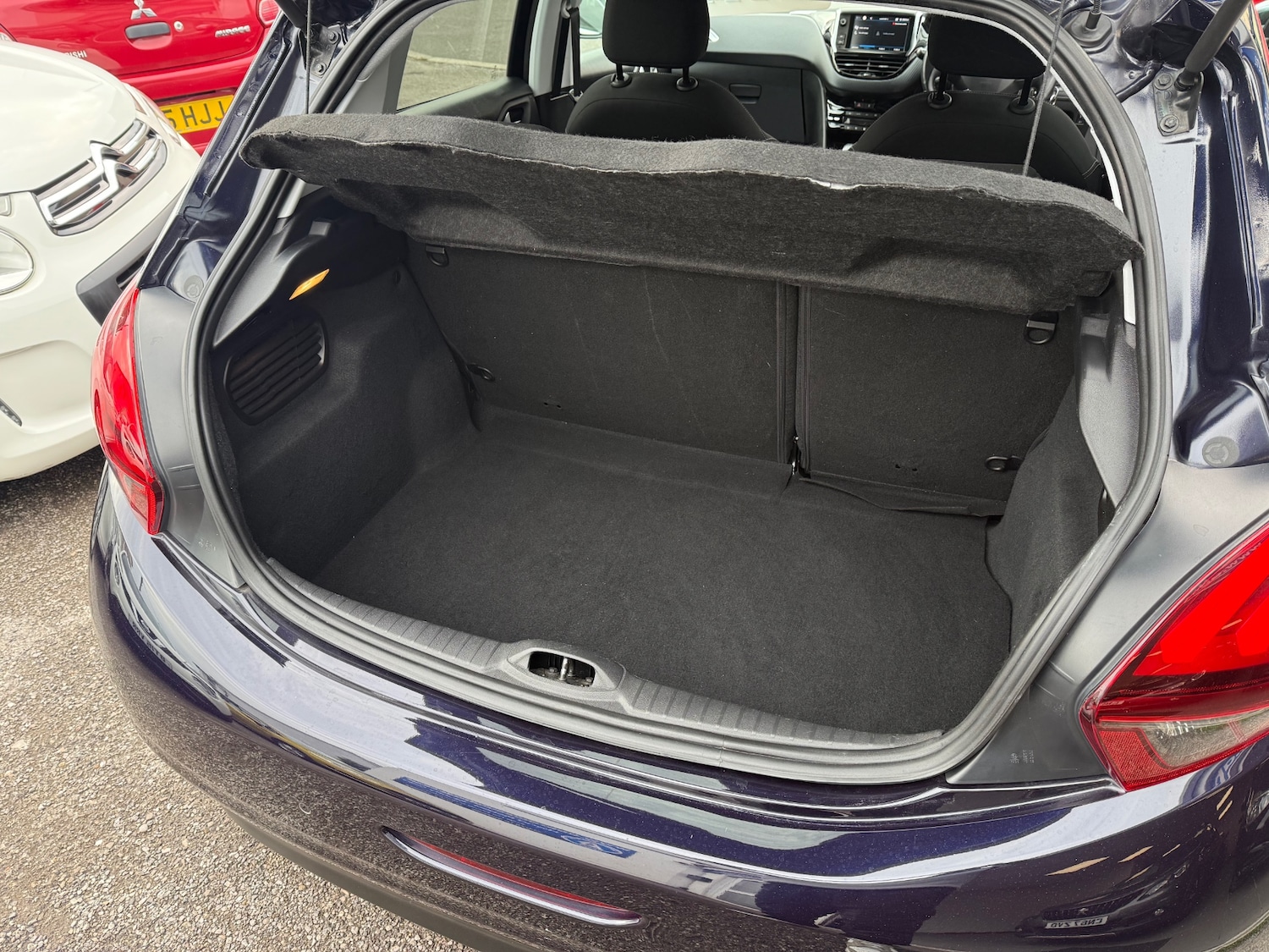 Used Peugeot 208 2019 for sale - 76142707: Photo 22