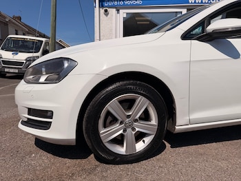 Used Volkswagen Golf 2016 for sale - 79100105: Photo