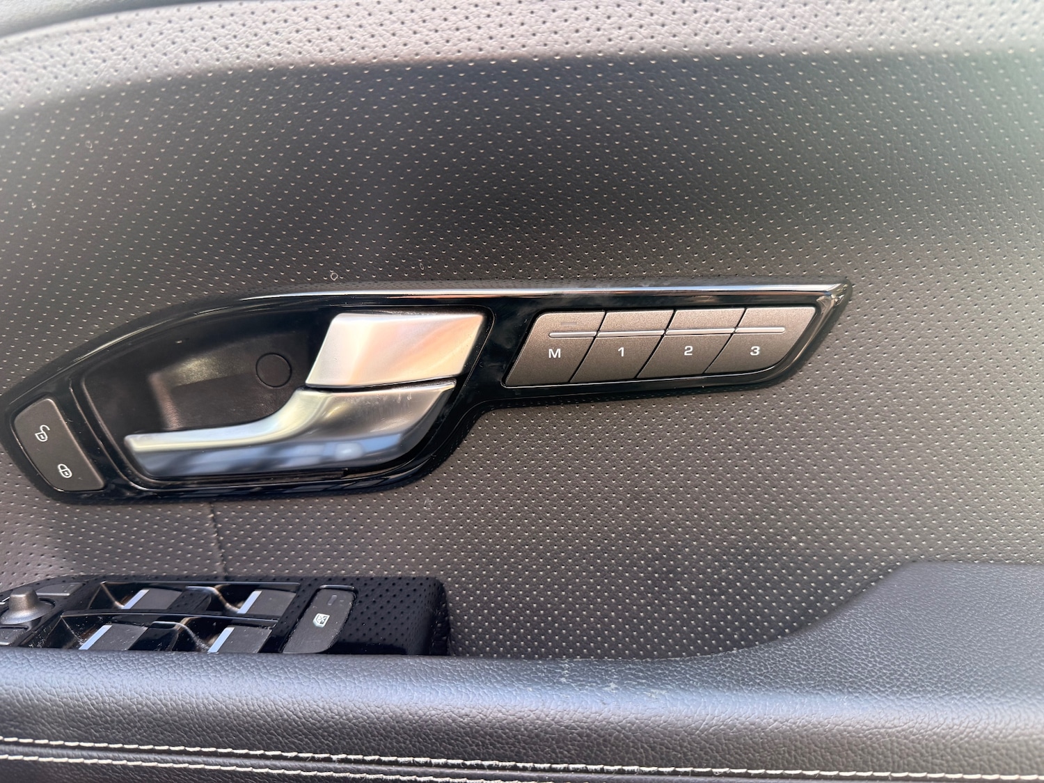 Used Land Rover Range Rover Evoque 2015 for sale - 77848145: Photo 18