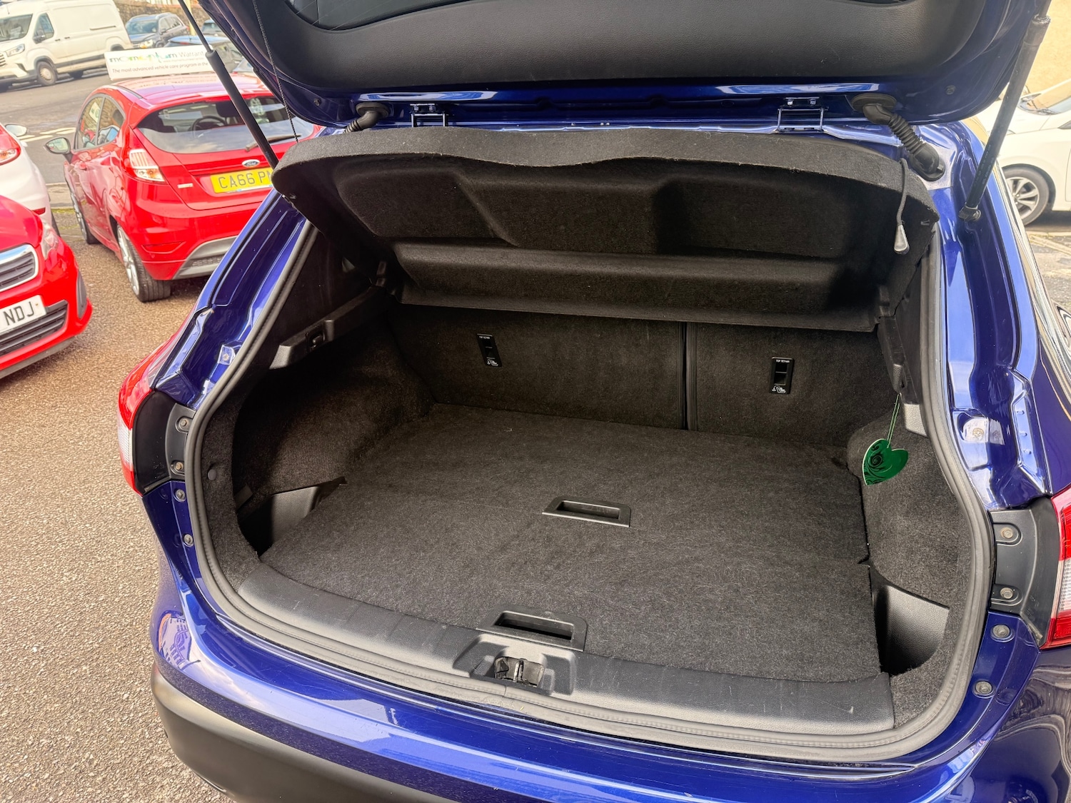 Used Nissan Qashqai 2016 for sale - 77877876: Photo 8