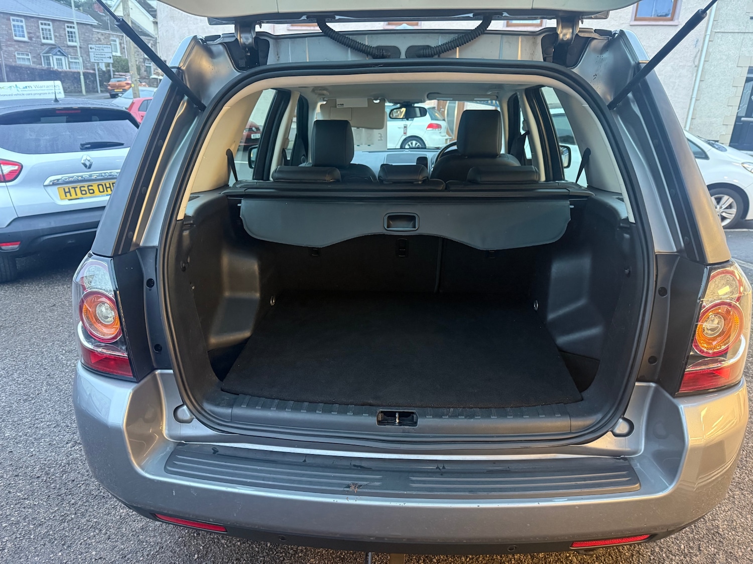 Used Land Rover Freelander 2013 for sale - 77367253: Photo 11