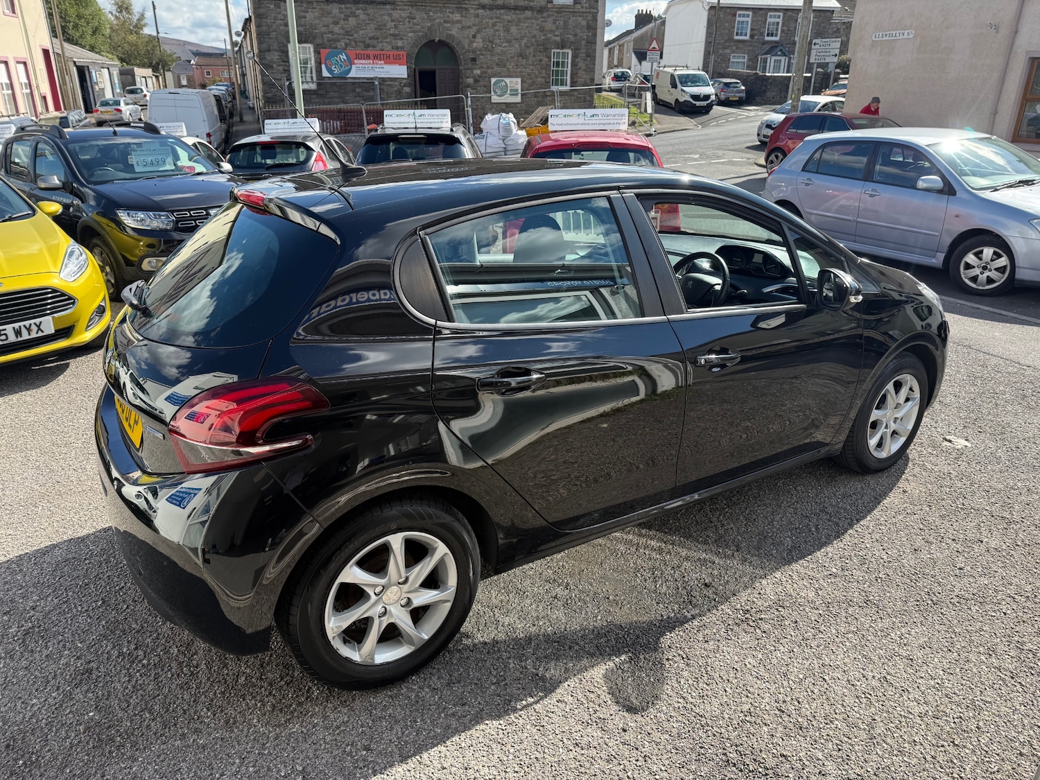 Used Peugeot 208 2016 for sale - 76064753: Photo 10