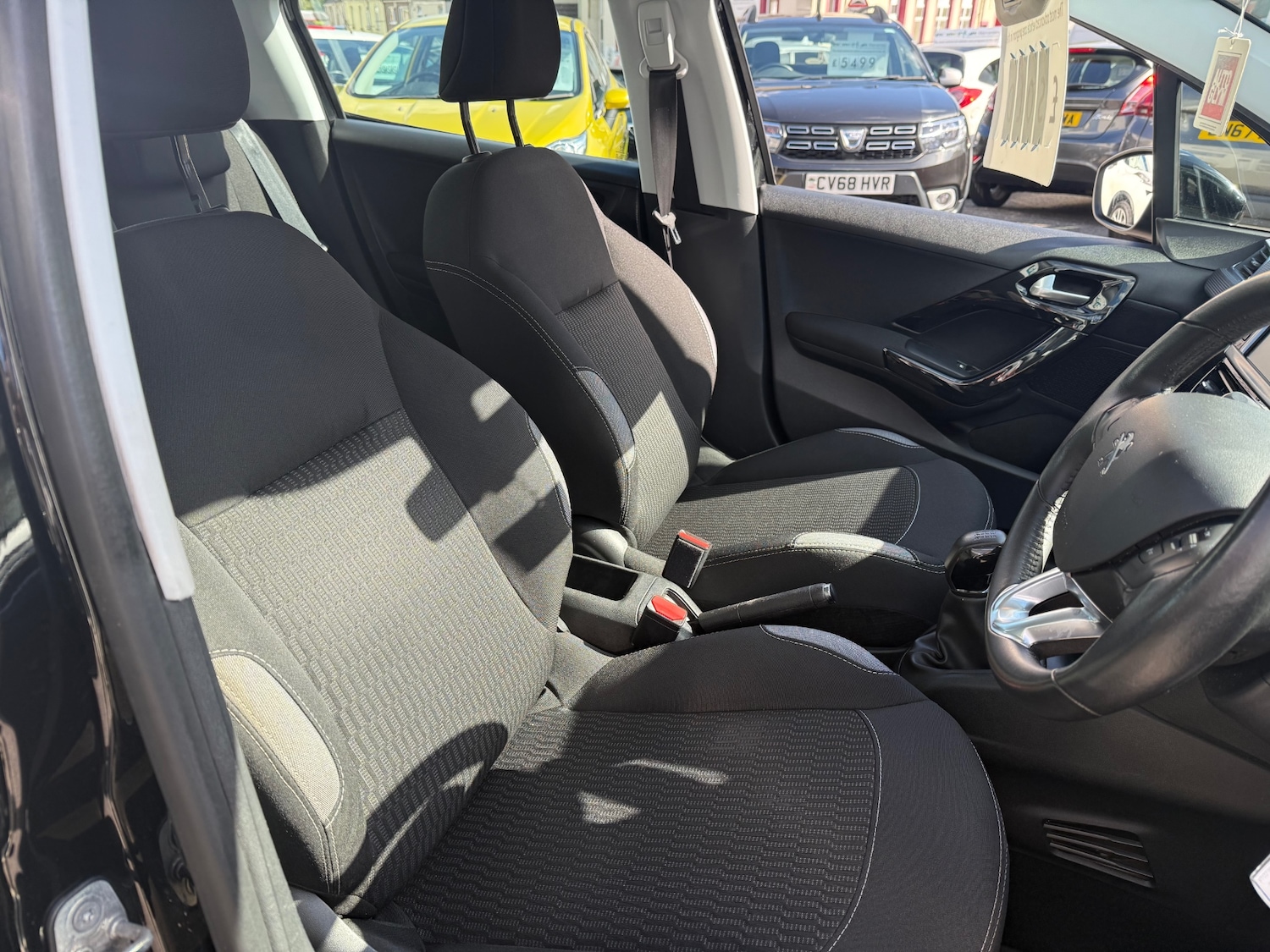 Used Peugeot 208 2016 for sale - 76064753: Photo 14