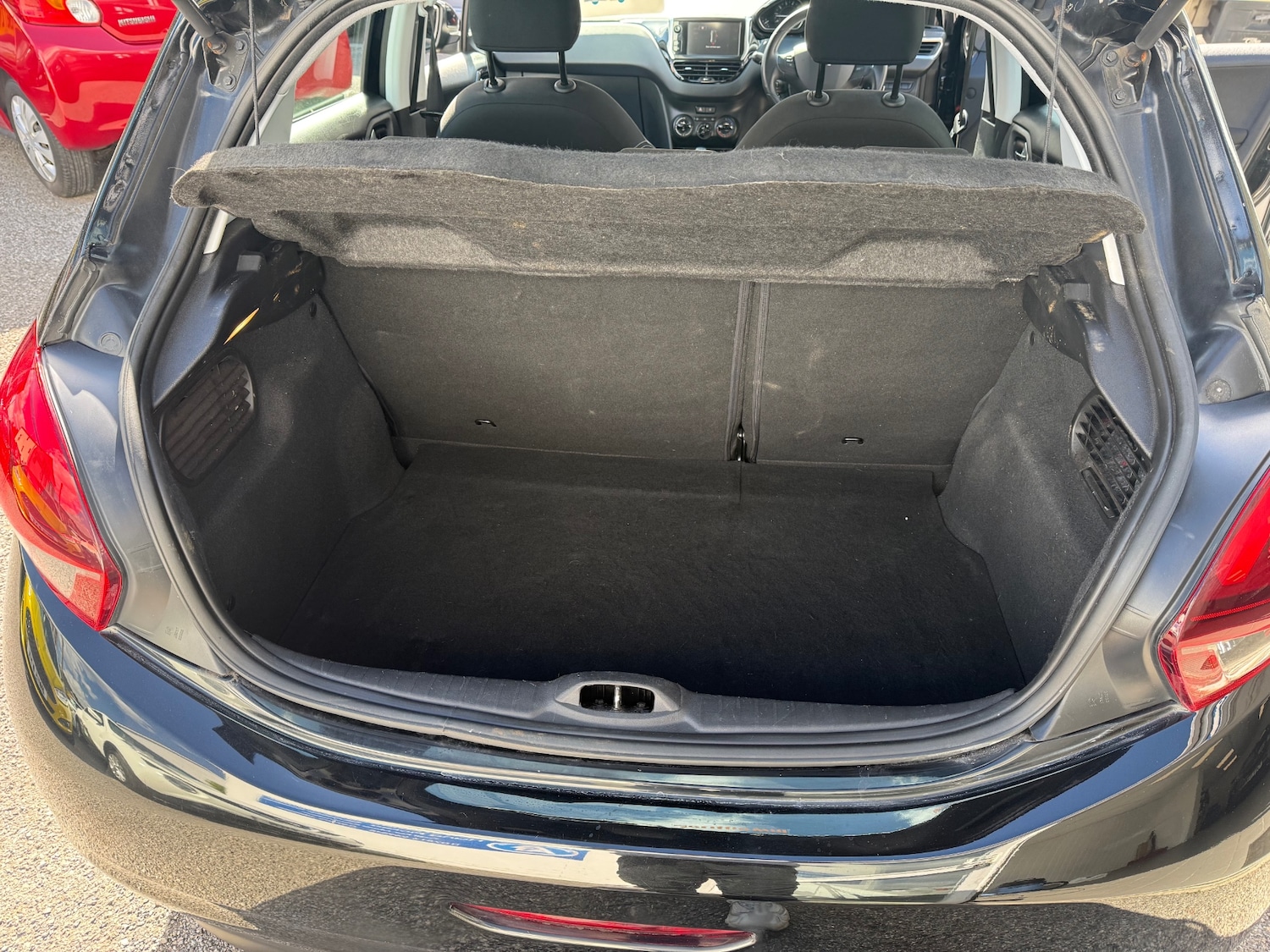 Used Peugeot 208 2016 for sale - 76064753: Photo 20