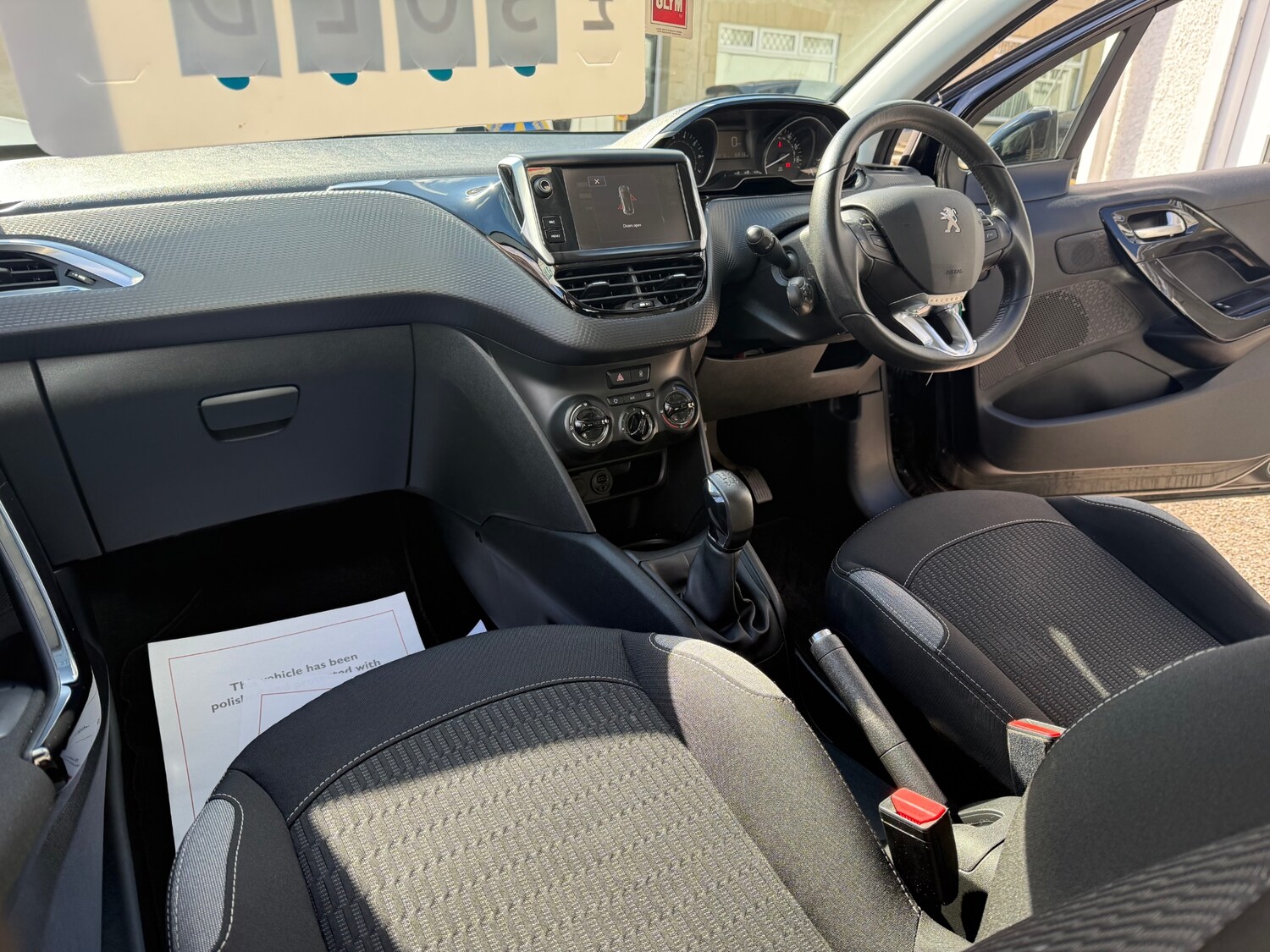 Used Peugeot 208 2016 for sale - 76064753: Photo 22