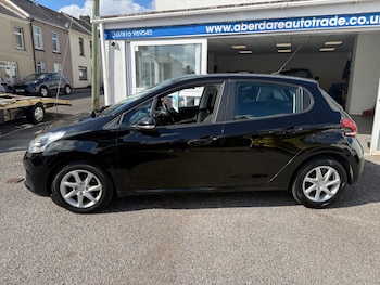 Used Peugeot 208 2016 for sale - 76064753: Photo 4