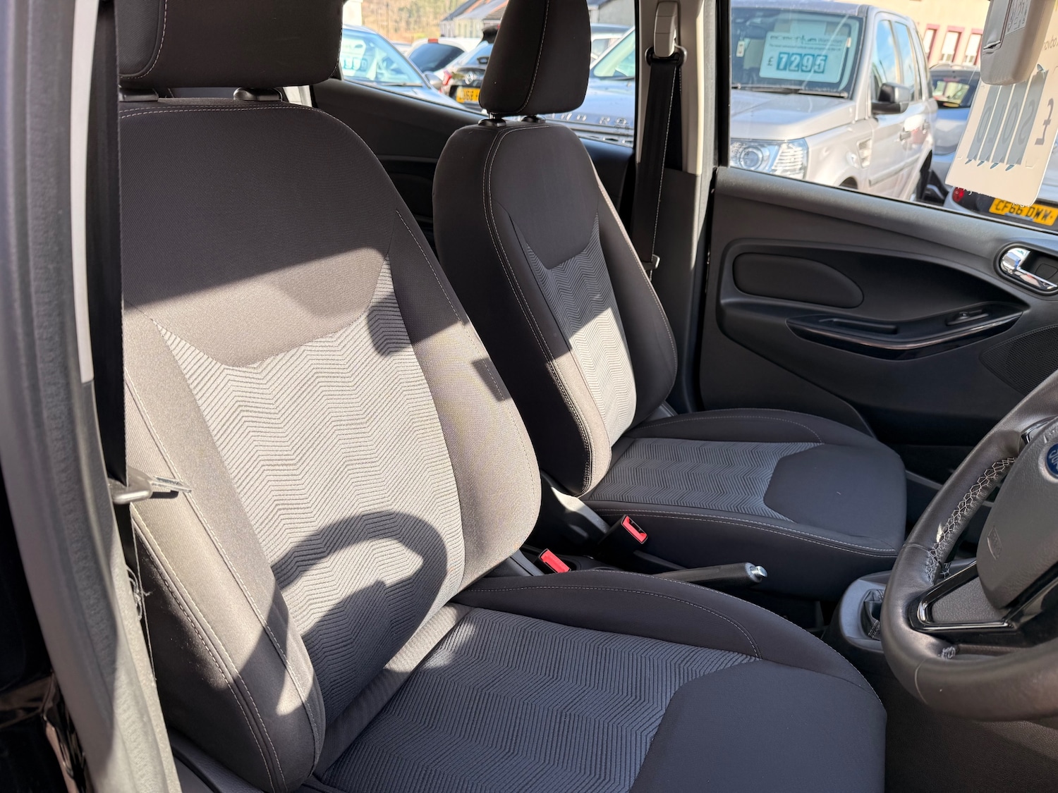 Used Ford Ka+ 2017 for sale - 77650568: Photo 17