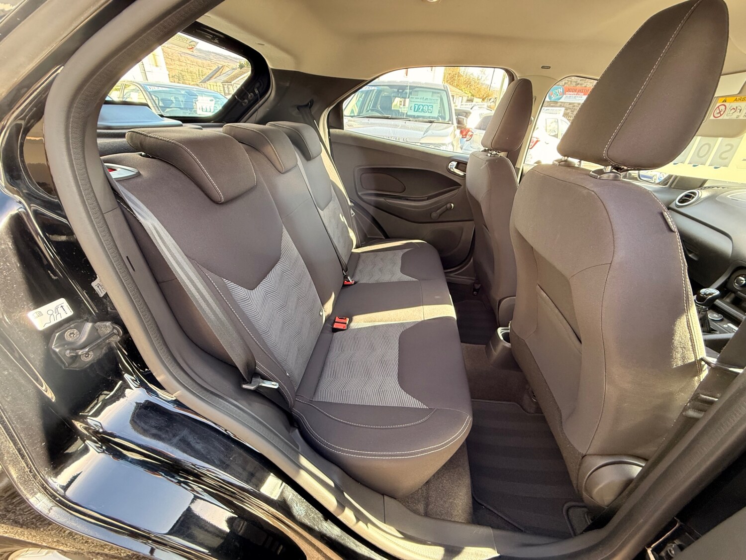 Used Ford Ka+ 2017 for sale - 77650568: Photo 21