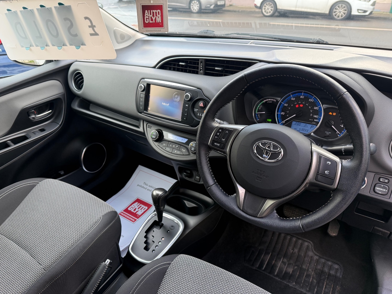 Used Toyota Yaris 2014 for sale - 77113858: Photo 16