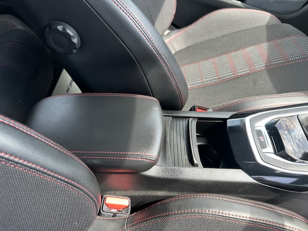 Used Peugeot 308 2016 for sale - 74743970: Photo 17