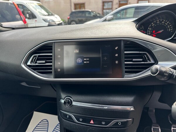 Used Peugeot 308 2016 for sale - 74743970: Photo 19