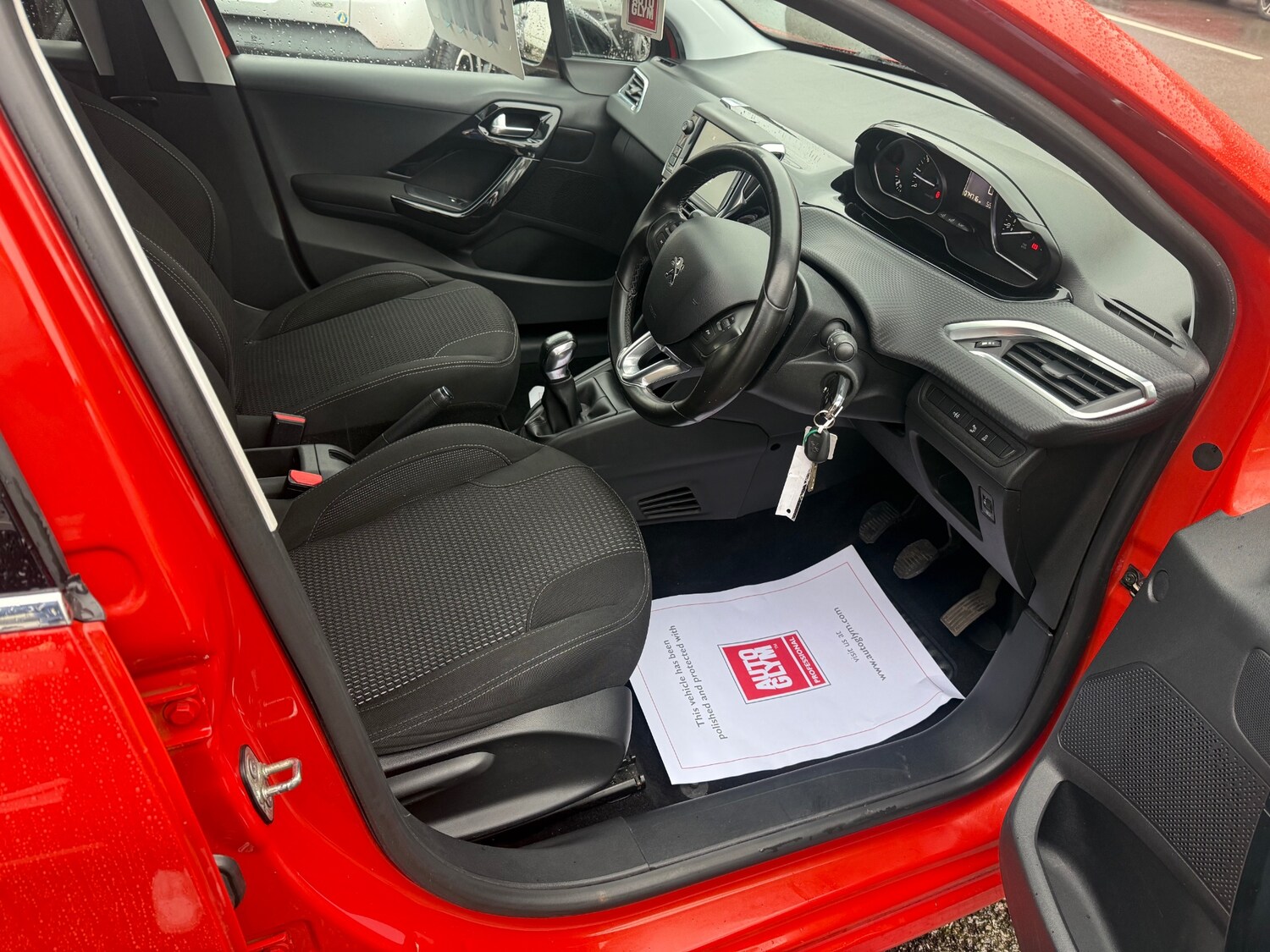 Used Peugeot 208 2015 for sale - 77502701: Photo 15