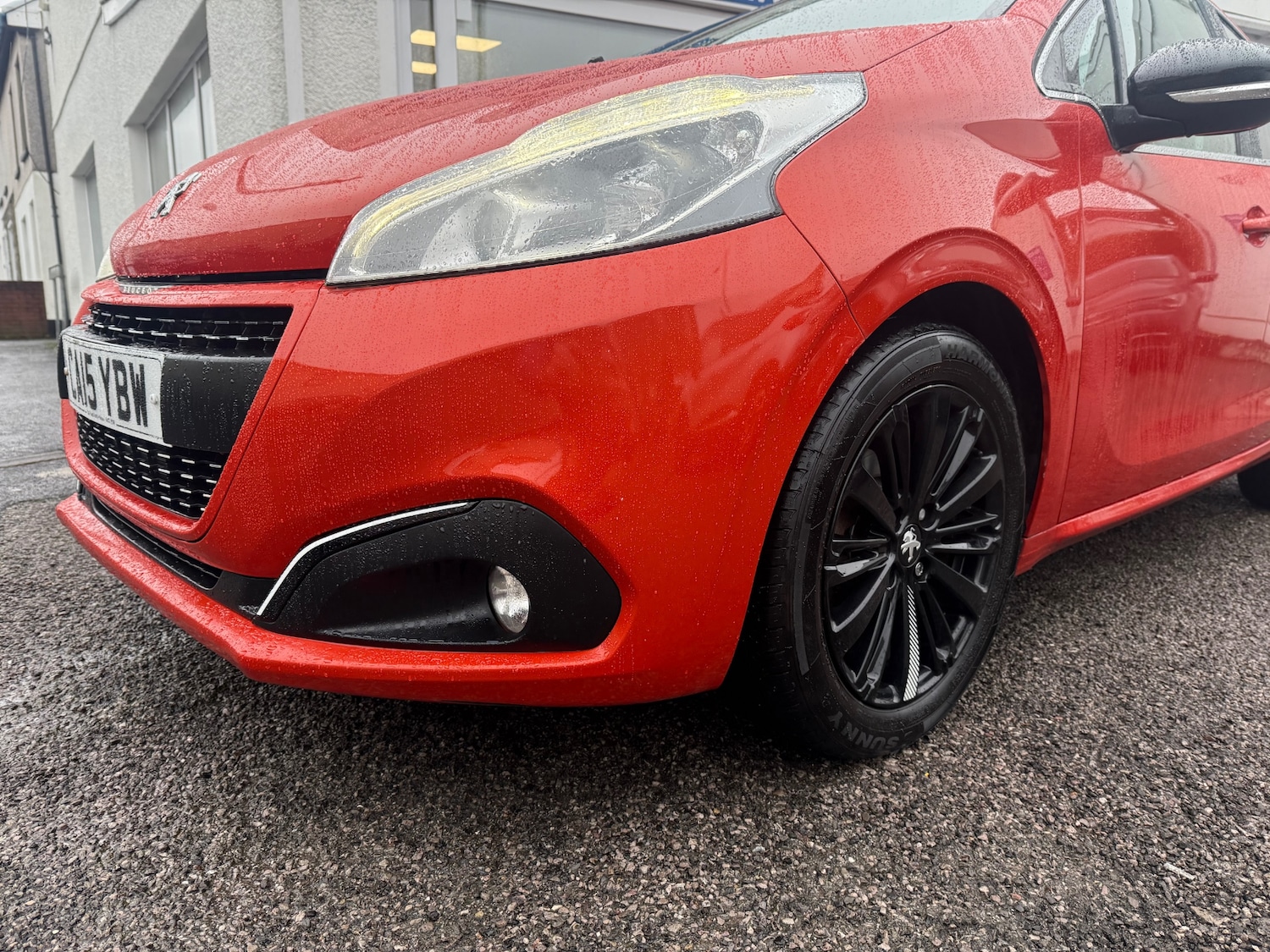 Used Peugeot 208 2015 for sale - 77502701: Photo 2