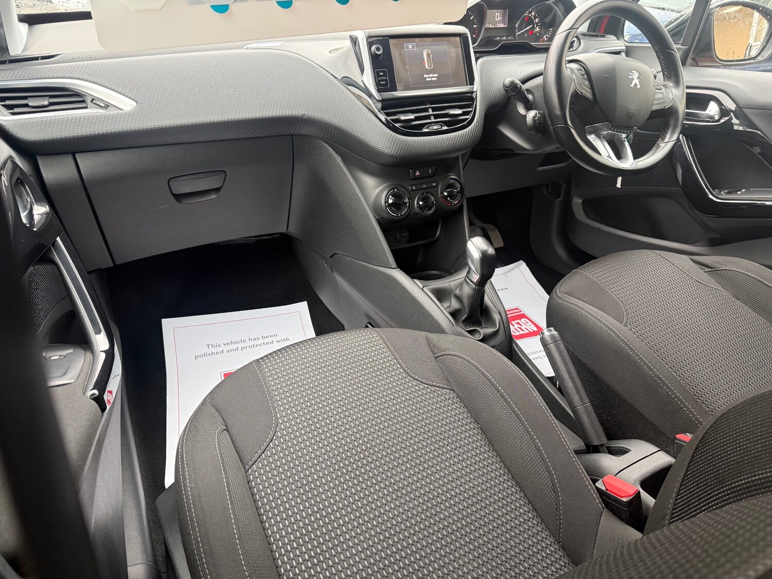 Used Peugeot 208 2015 for sale - 77502701: Photo 25