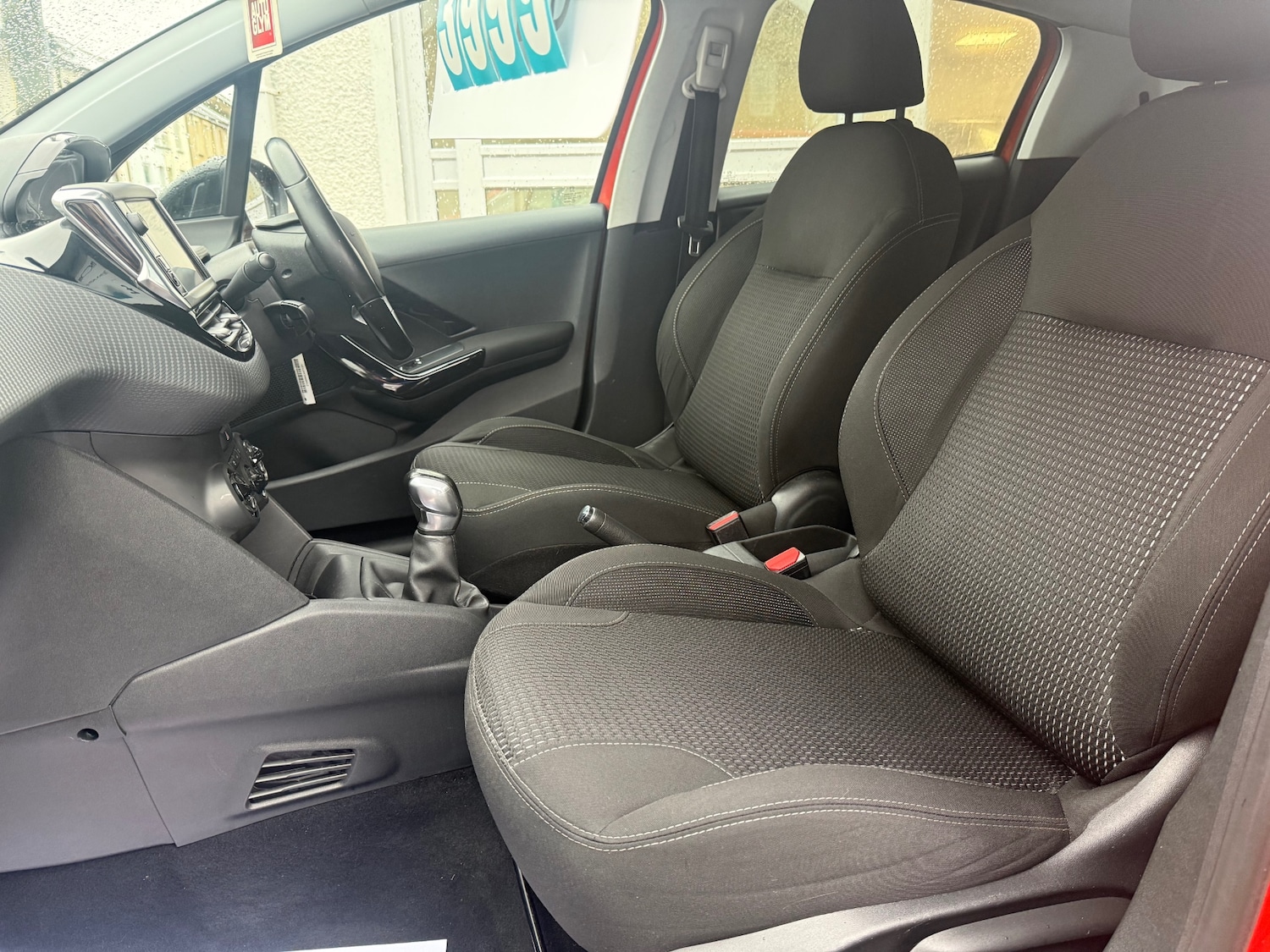 Used Peugeot 208 2015 for sale - 77502701: Photo 27