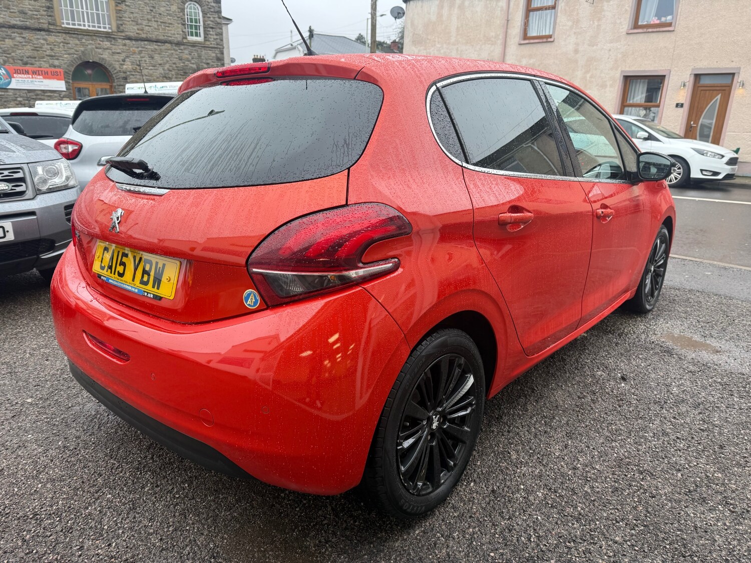 Used Peugeot 208 2015 for sale - 77502701: Photo 9