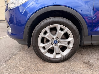 Used Ford Kuga 2015 for sale - 79055136: Photo