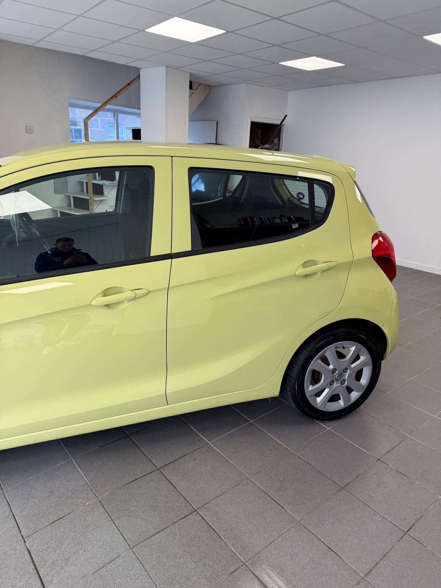 Used Vauxhall Viva 2018 for sale - 76904729: Photo 4