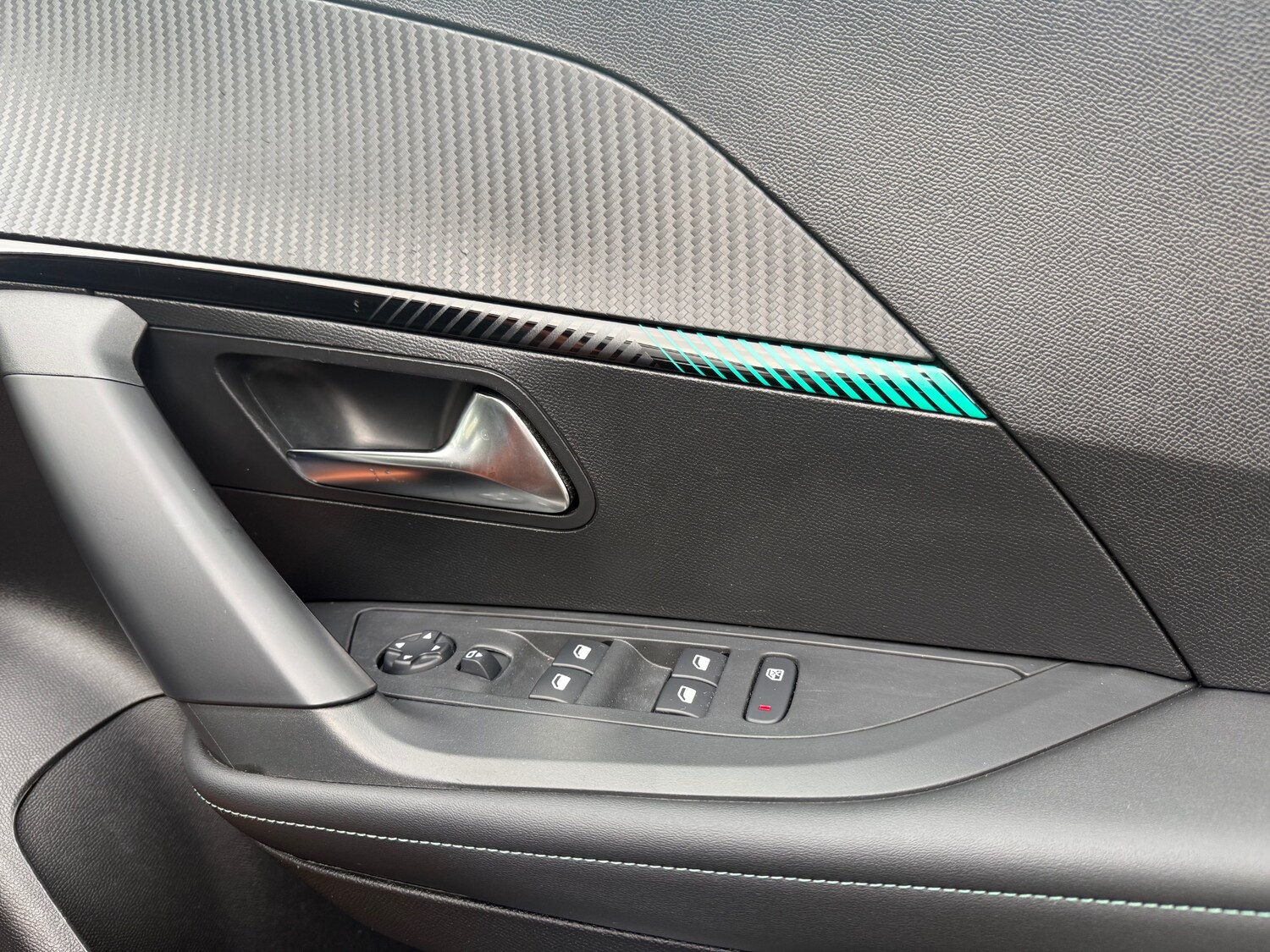 Used Peugeot 2008 2021 for sale - 77542548: Photo 26