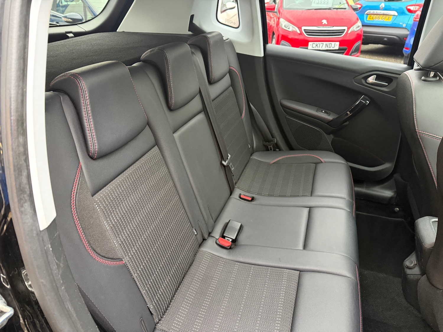 Used Peugeot 2008 2018 for sale - 77033035: Photo 22