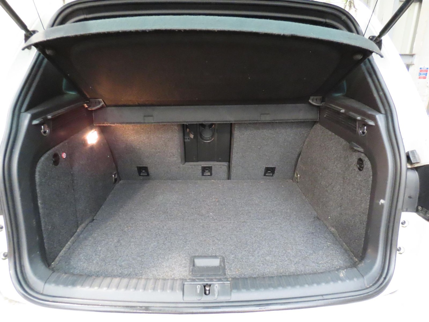 Used Volkswagen Tiguan 2014 for sale - 76400582: Photo 14