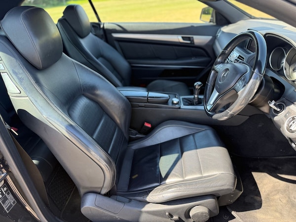 Used Mercedes-Benz E-Class 2013 for sale - 75289440: Photo 22