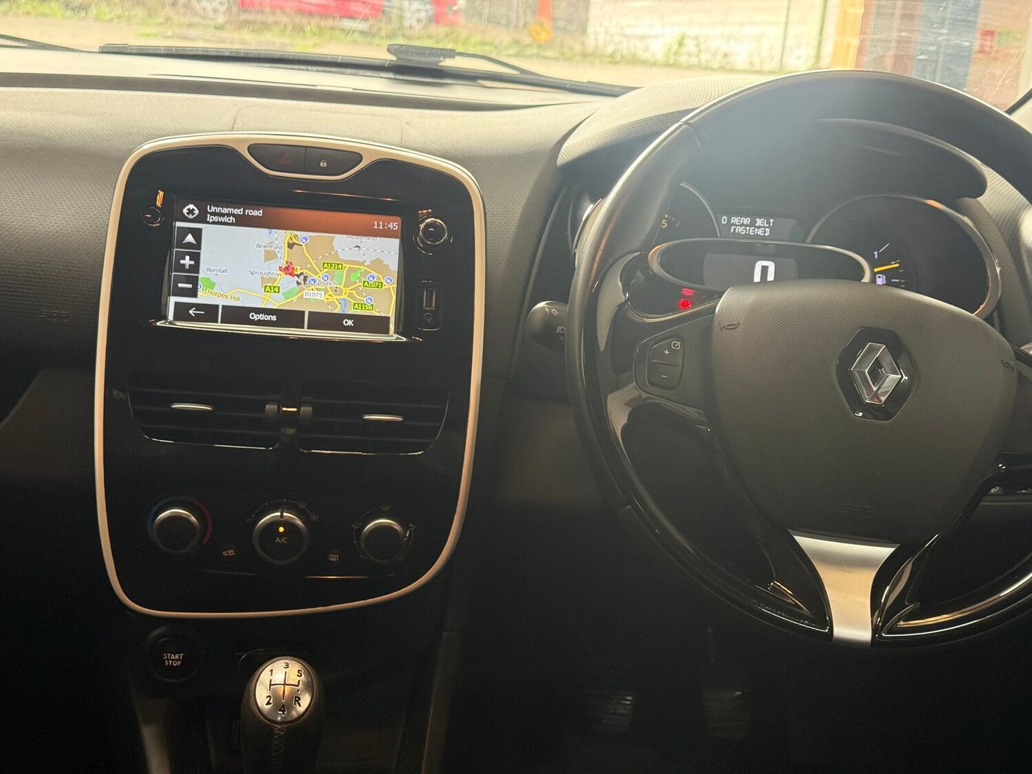 Used Renault Clio 2015 for sale - 77347037: Photo 18