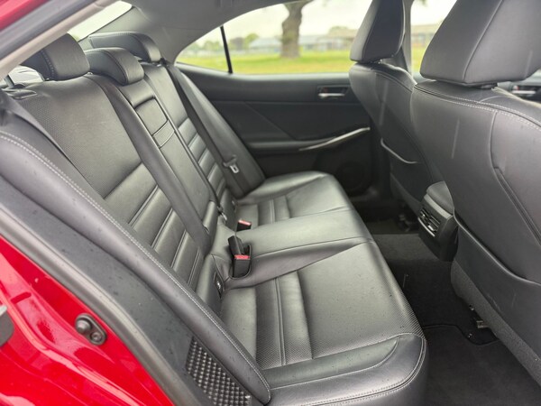 Used Lexus IS 2015 for sale - 75416871: Photo 31
