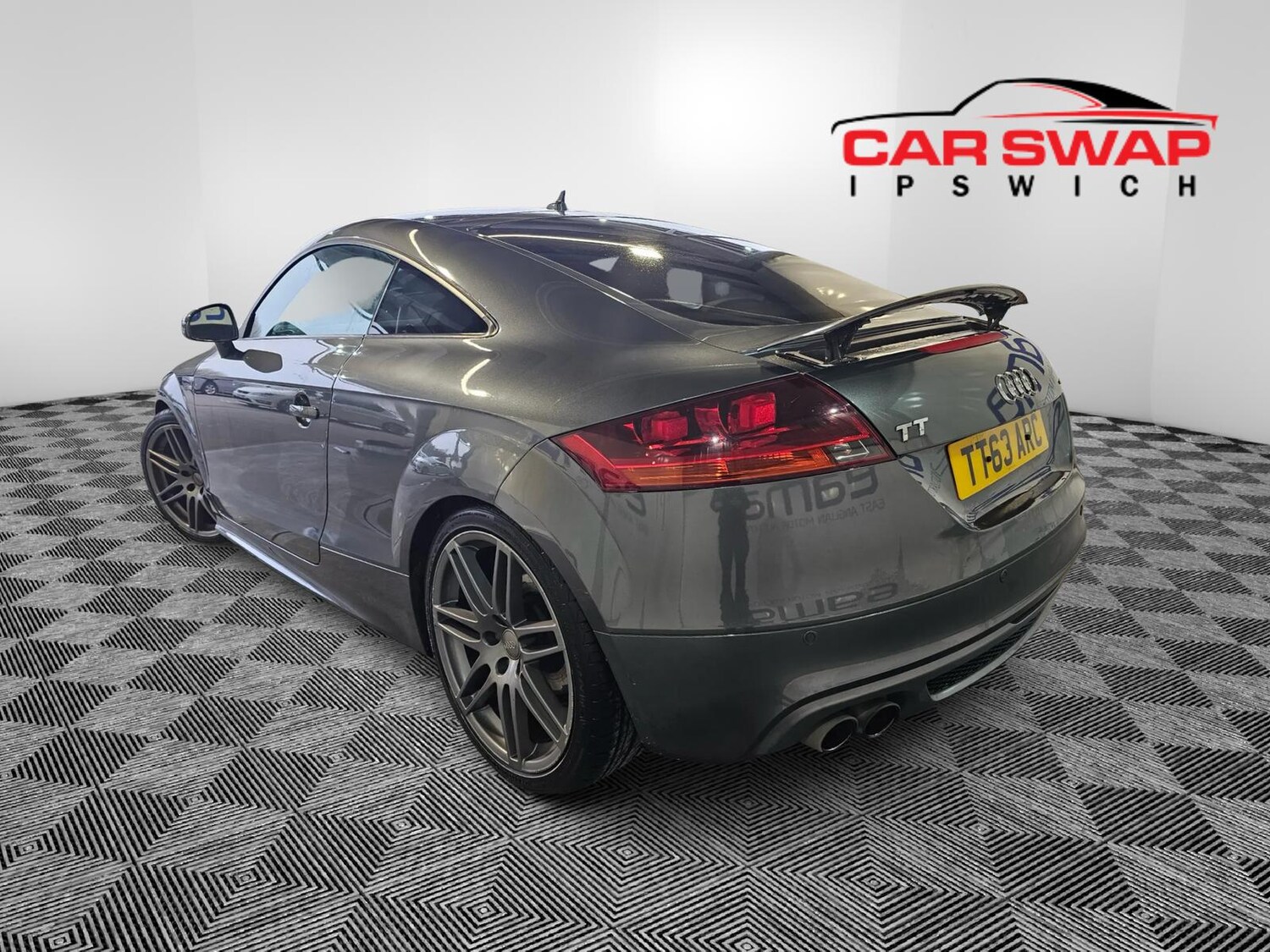 Used Audi TT 2013 for sale - 77360699: Photo 2