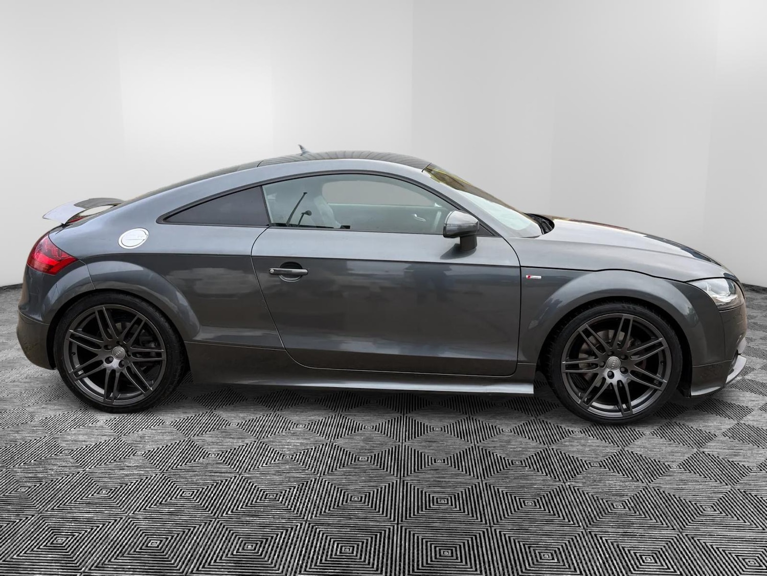 Used Audi TT 2013 for sale - 77360699: Photo 7