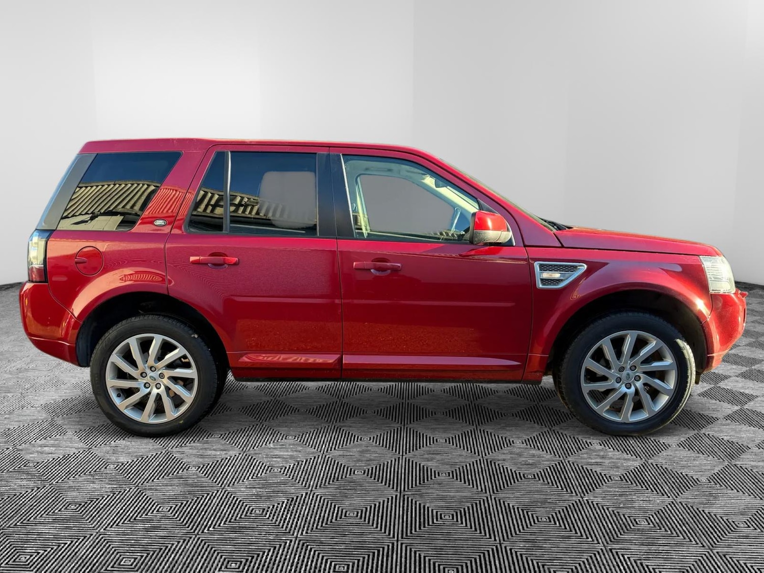 Used Land Rover Freelander 2 2014 for sale - 76661192: Photo 8