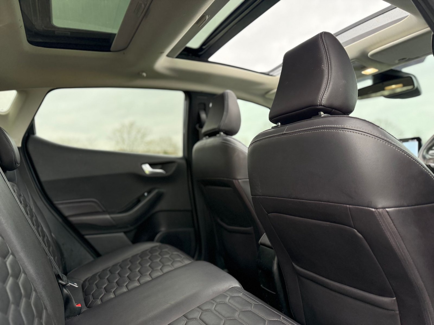 Used Ford Fiesta 2019 for sale - 76954578: Photo 21