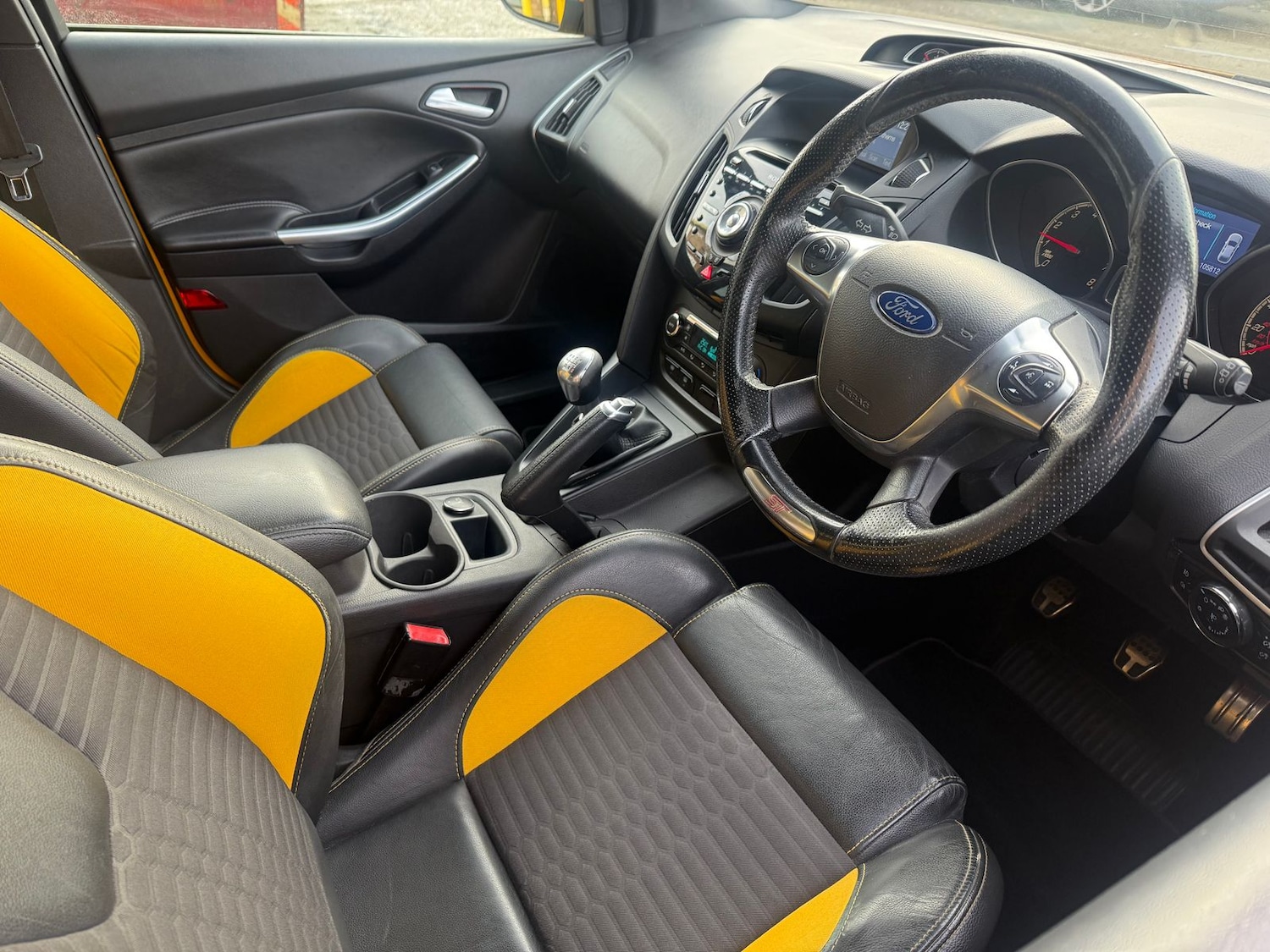Used Ford Focus 2013 for sale - 76826854: Photo 14