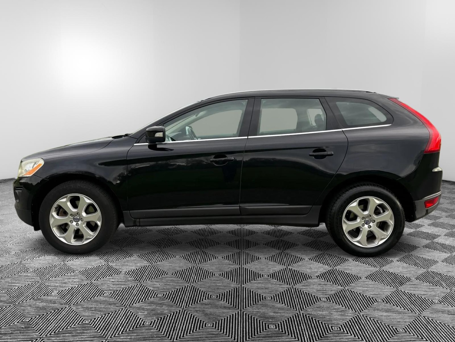 Used Volvo XC60 2009 for sale - 75930053: Photo 9
