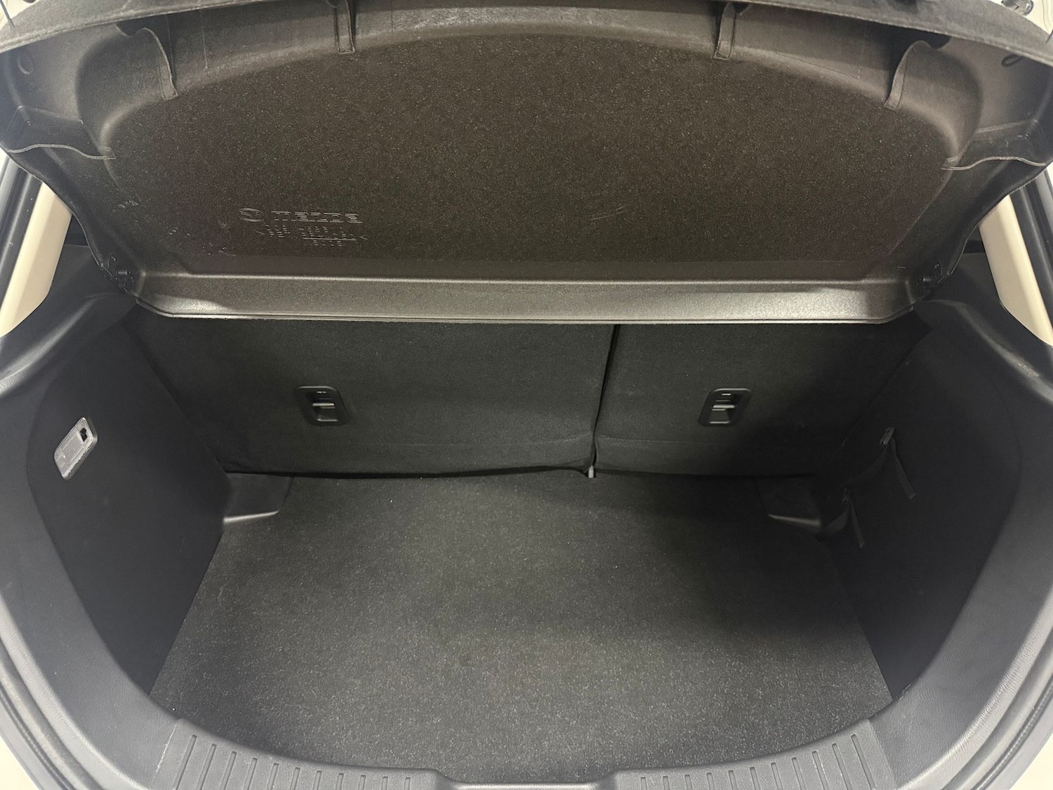 Used Mazda Mazda2 2018 for sale - 77224104: Photo 20