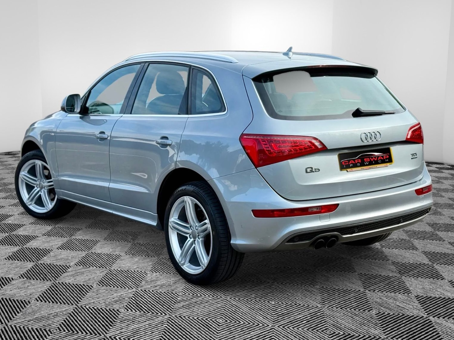 Used Audi Q5 2011 for sale - 75648388: Photo 10