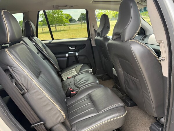 Used Volvo XC90 2010 for sale - 75289432: Photo 21