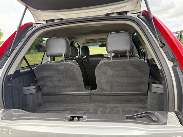 Used Volvo XC90 2010 for sale - 75289432: Photo 25