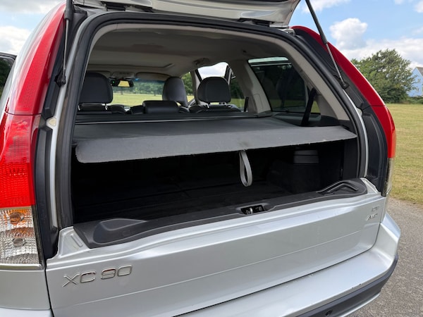 Used Volvo XC90 2010 for sale - 75289432: Photo 26