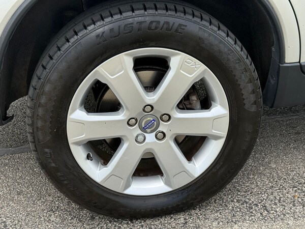 Used Volvo XC90 2010 for sale - 75289432: Photo 29
