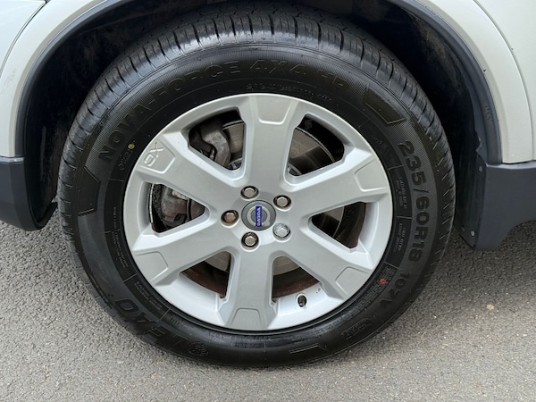 Used Volvo XC90 2010 for sale - 75289432: Photo 31