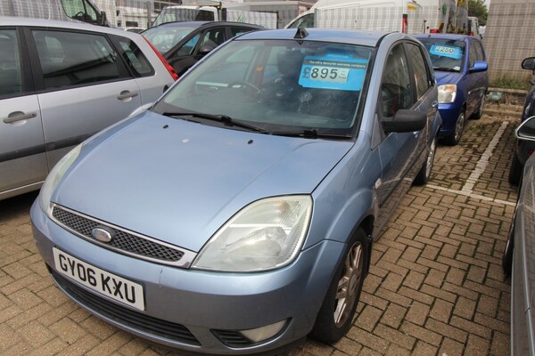 Used Ford Fiesta 2006 for sale - 74867514: Photo 2