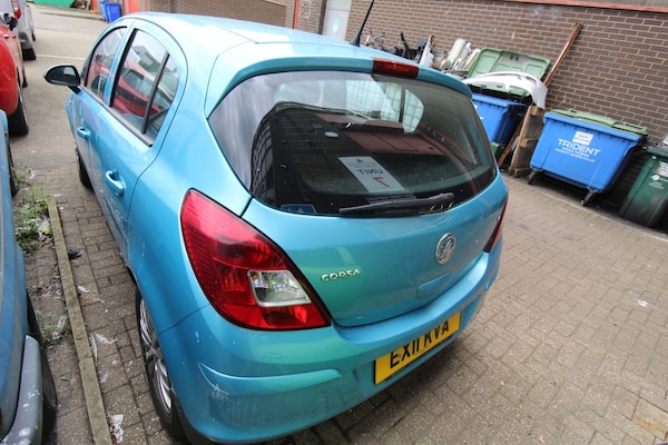 Used Vauxhall Corsa 2011 for sale - 74867589: Photo 4