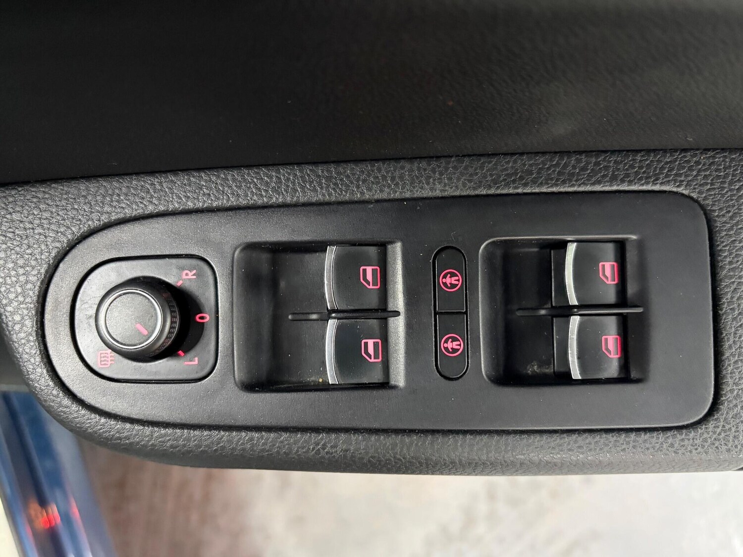 Used Volkswagen Sharan for sale - 78091672: Photo 25