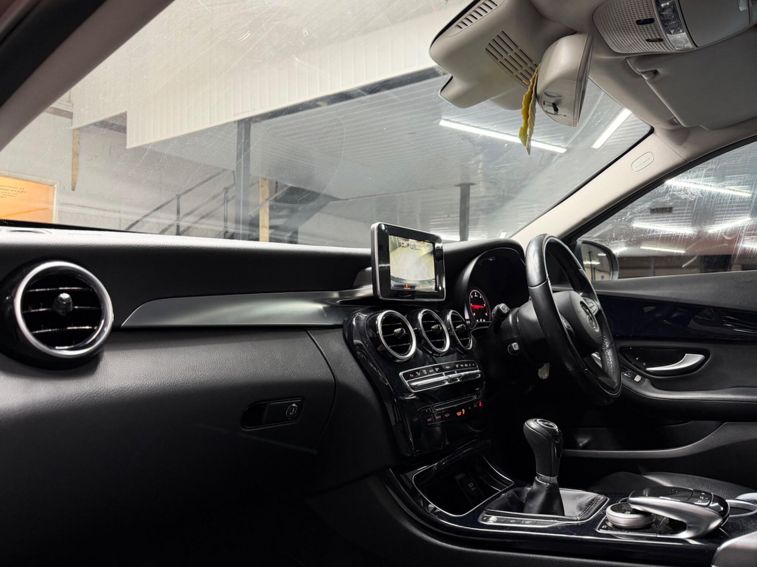 Used Mercedes-Benz C Class 2015 for sale - 78091673: Photo 18