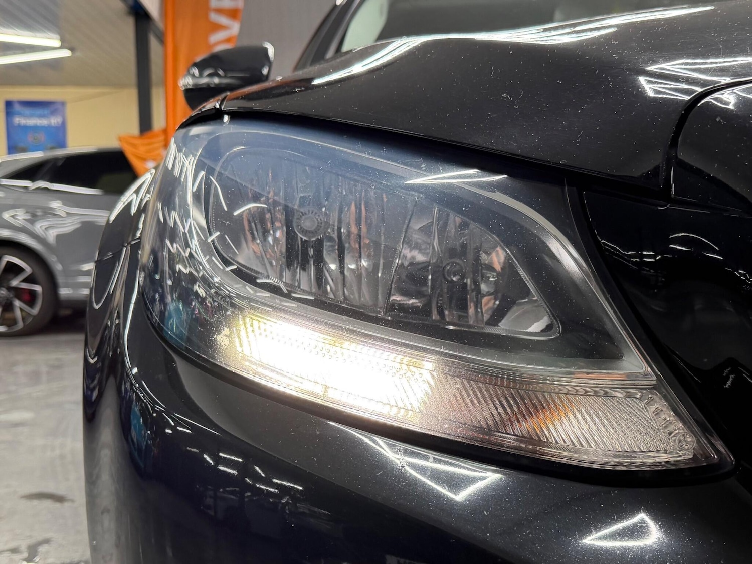 Used Mercedes-Benz C Class 2015 for sale - 78091673: Photo 24