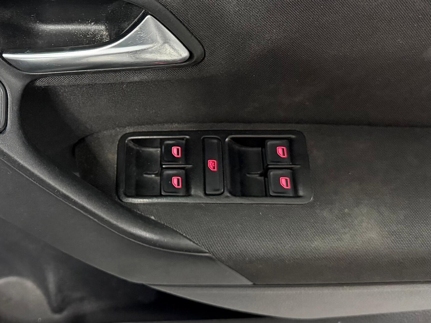 Used Volkswagen Polo 2016 for sale - 78091640: Photo 21