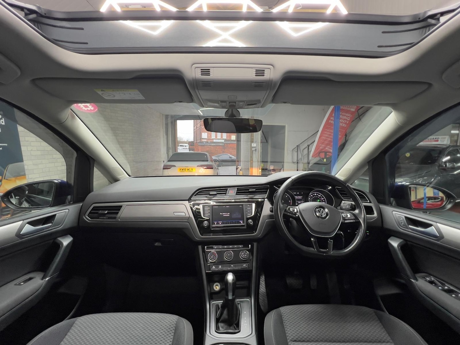 Used Volkswagen Touran 2017 for sale - 78091682: Photo 17