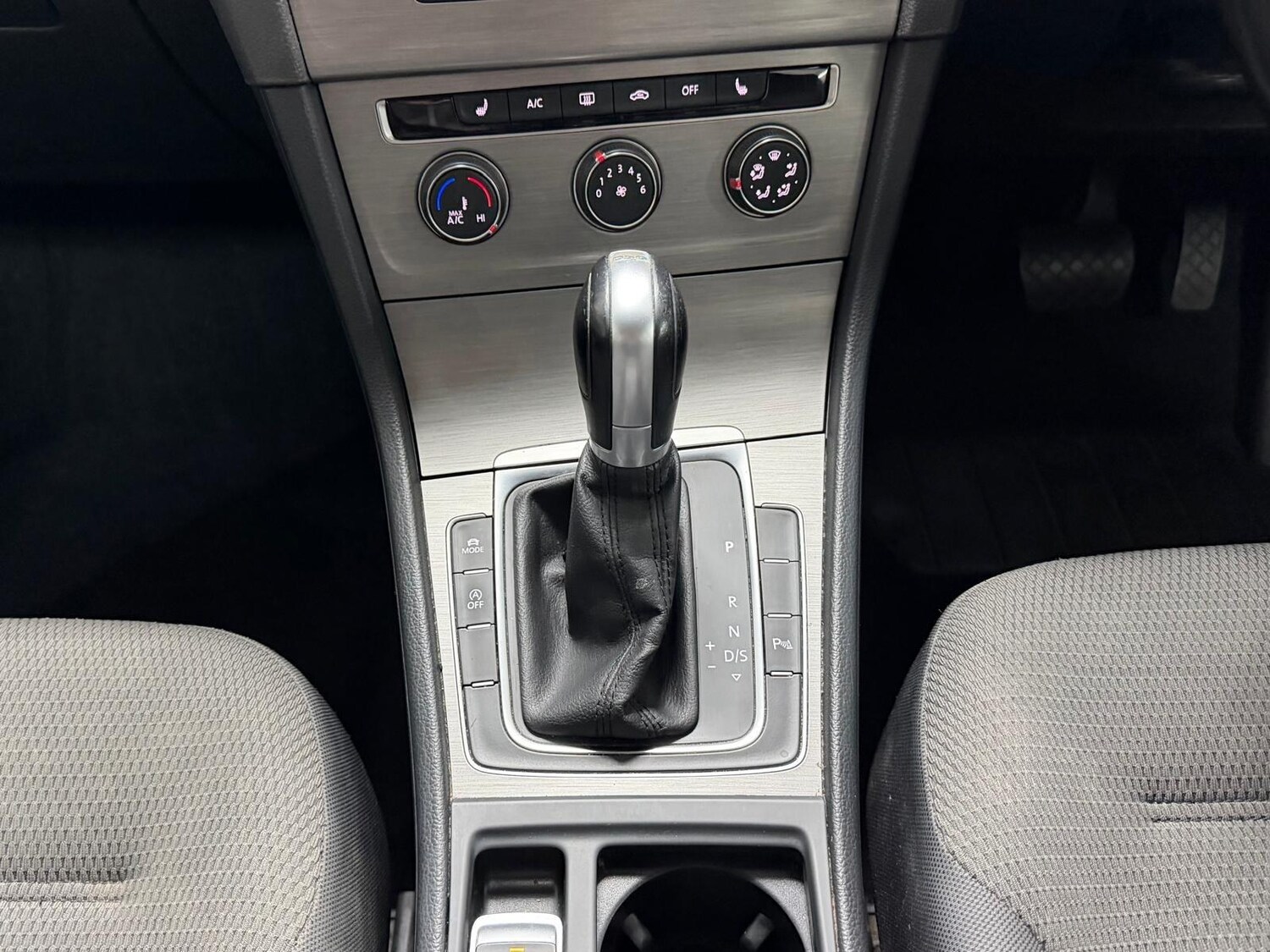 Used Volkswagen Golf 2016 for sale - 78091626: Photo 16